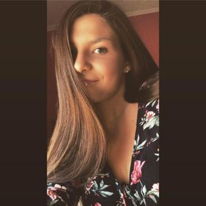 Meet your Posher, Alexandrea